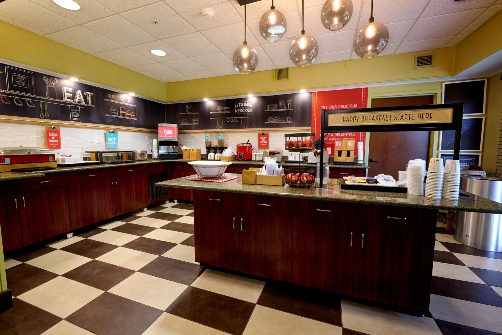 Hampton Inn Flemington Zewnętrze zdjęcie