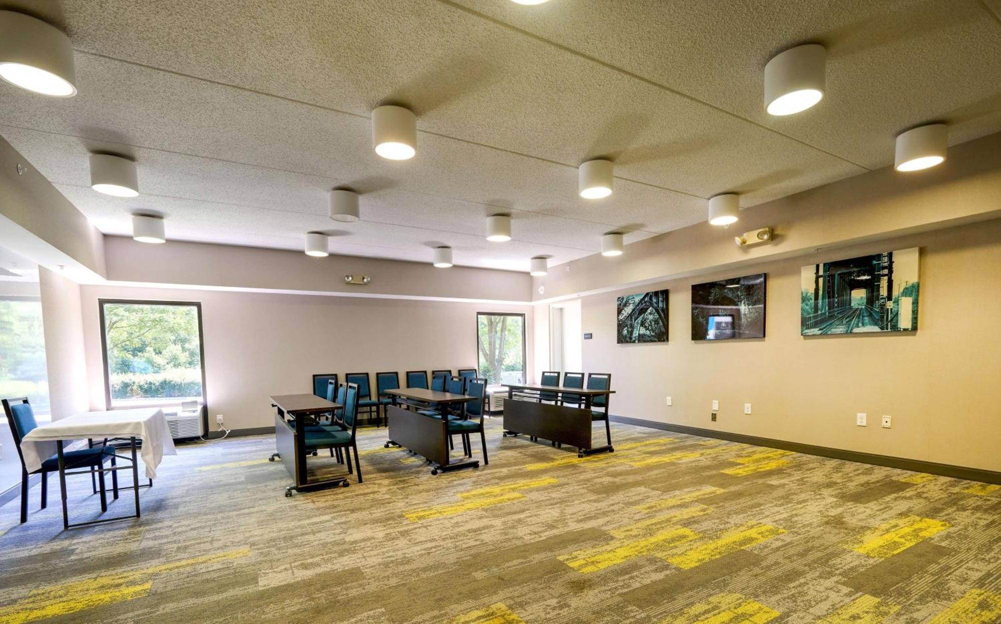 Hampton Inn Flemington Zewnętrze zdjęcie