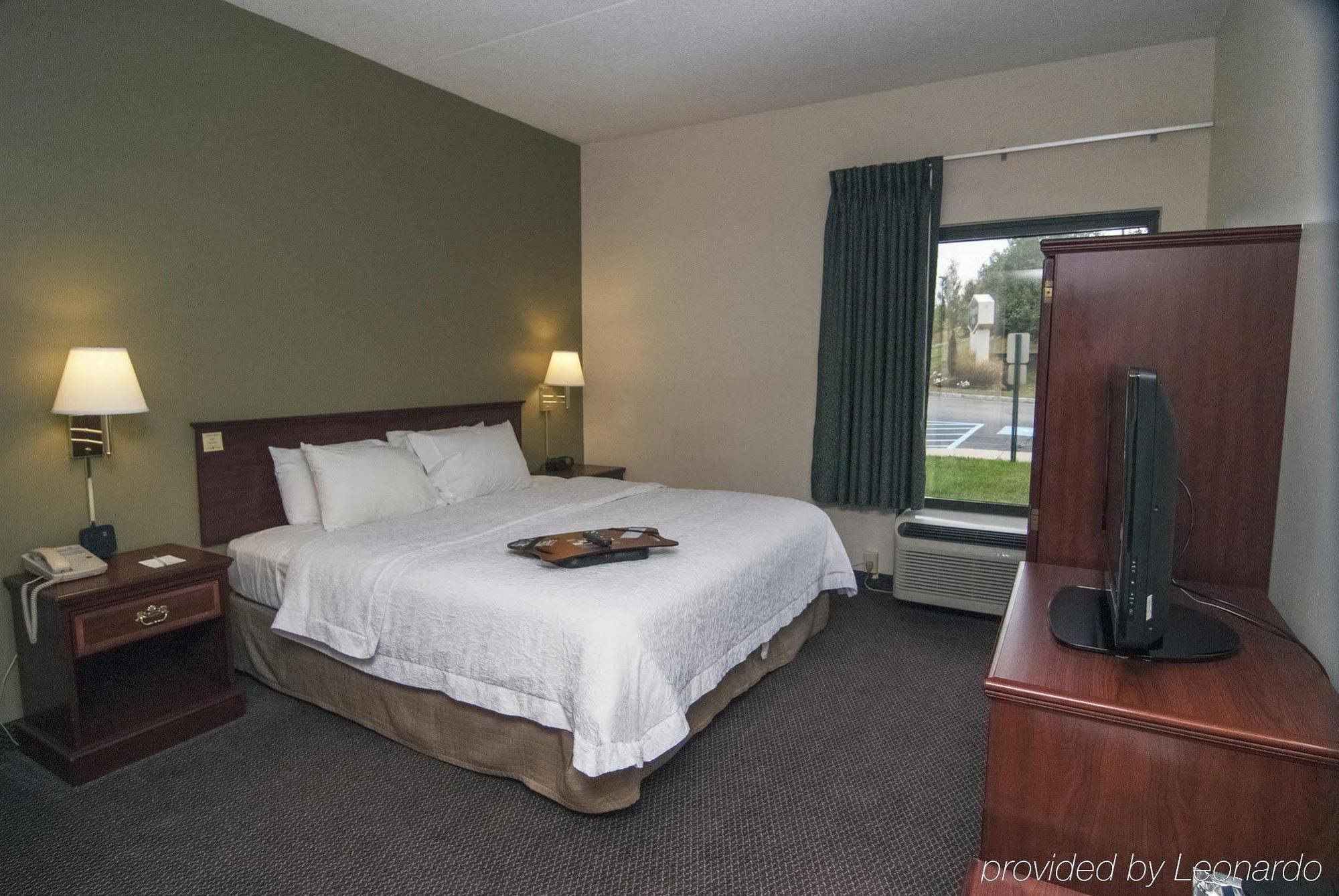 Hampton Inn Flemington Zewnętrze zdjęcie